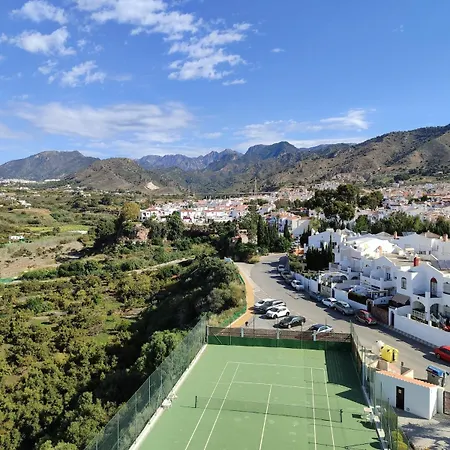 Almijara 7 Con Vistas, Piscina Y Tenis Apartmán Nerja