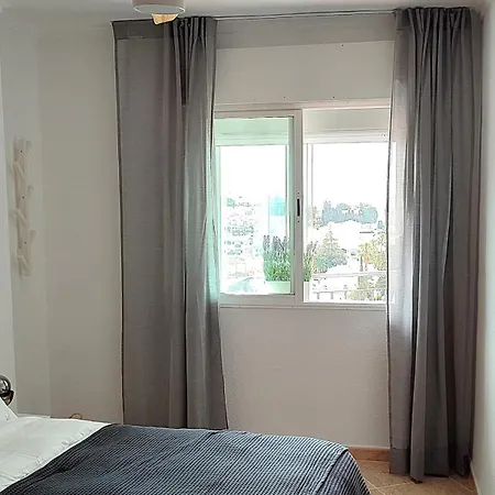 Almijara 7 Con Vistas, Piscina Y Tenis Nerja